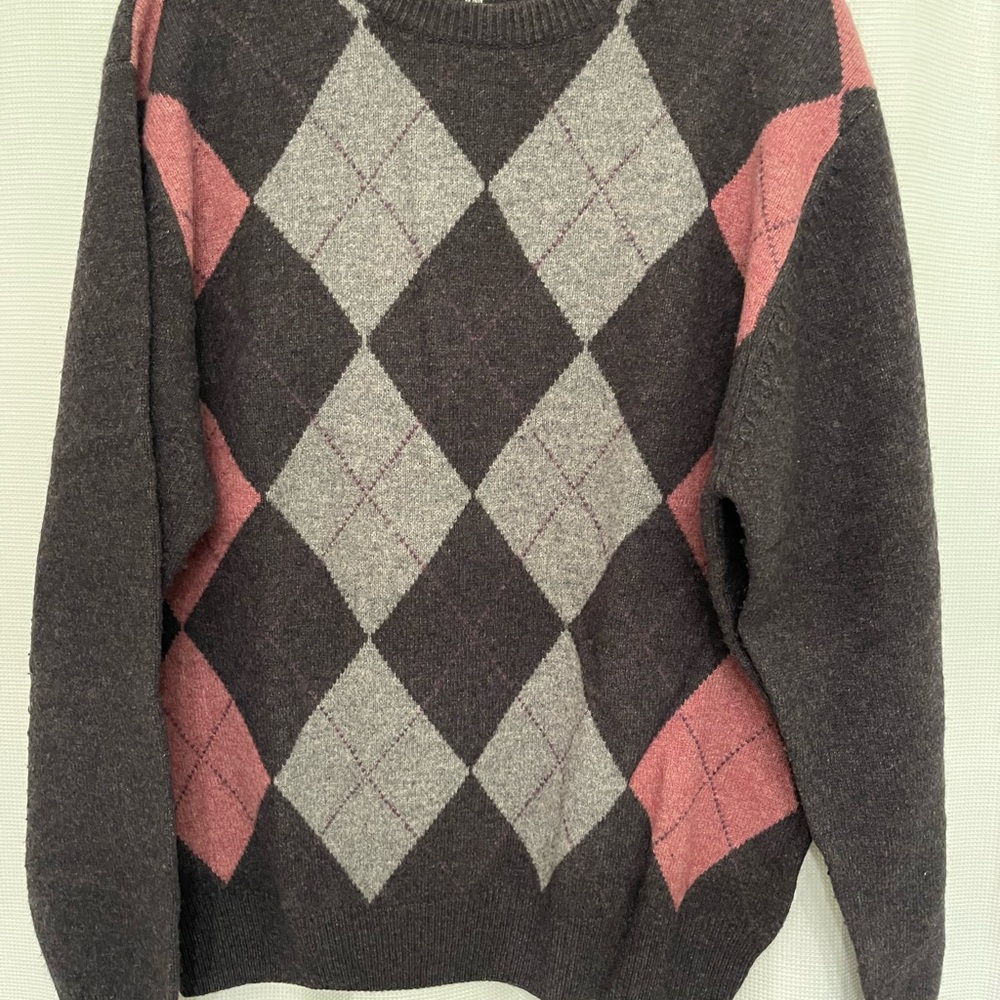 Jos. A. Bank Mens Argyle Crewneck Sweater - Pink and Gray
